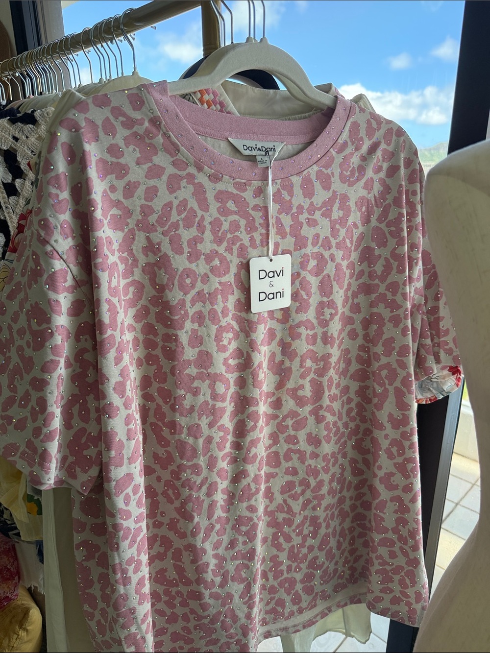 DAVI & DANI Pink Leopard Print Short Sleeve Tee